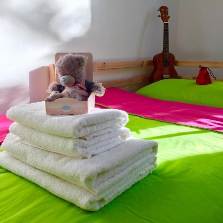Cozy Danube Room - 15 Mins To Downtown ウィーン エクステリア 写真